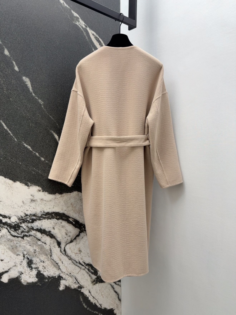 chr1st1an D10r outwear